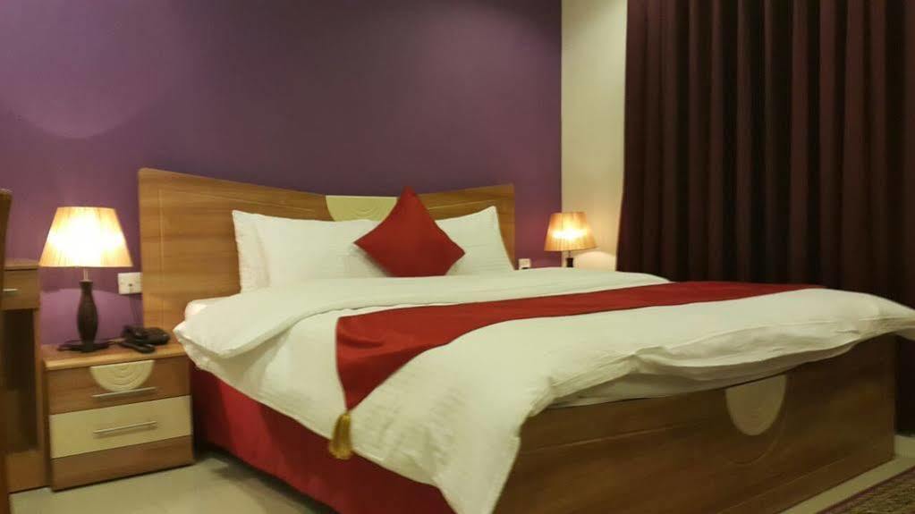 Al Manaf Hotel Suites Muscat Exteriör bild