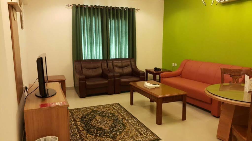 Al Manaf Hotel Suites Muscat Exteriör bild